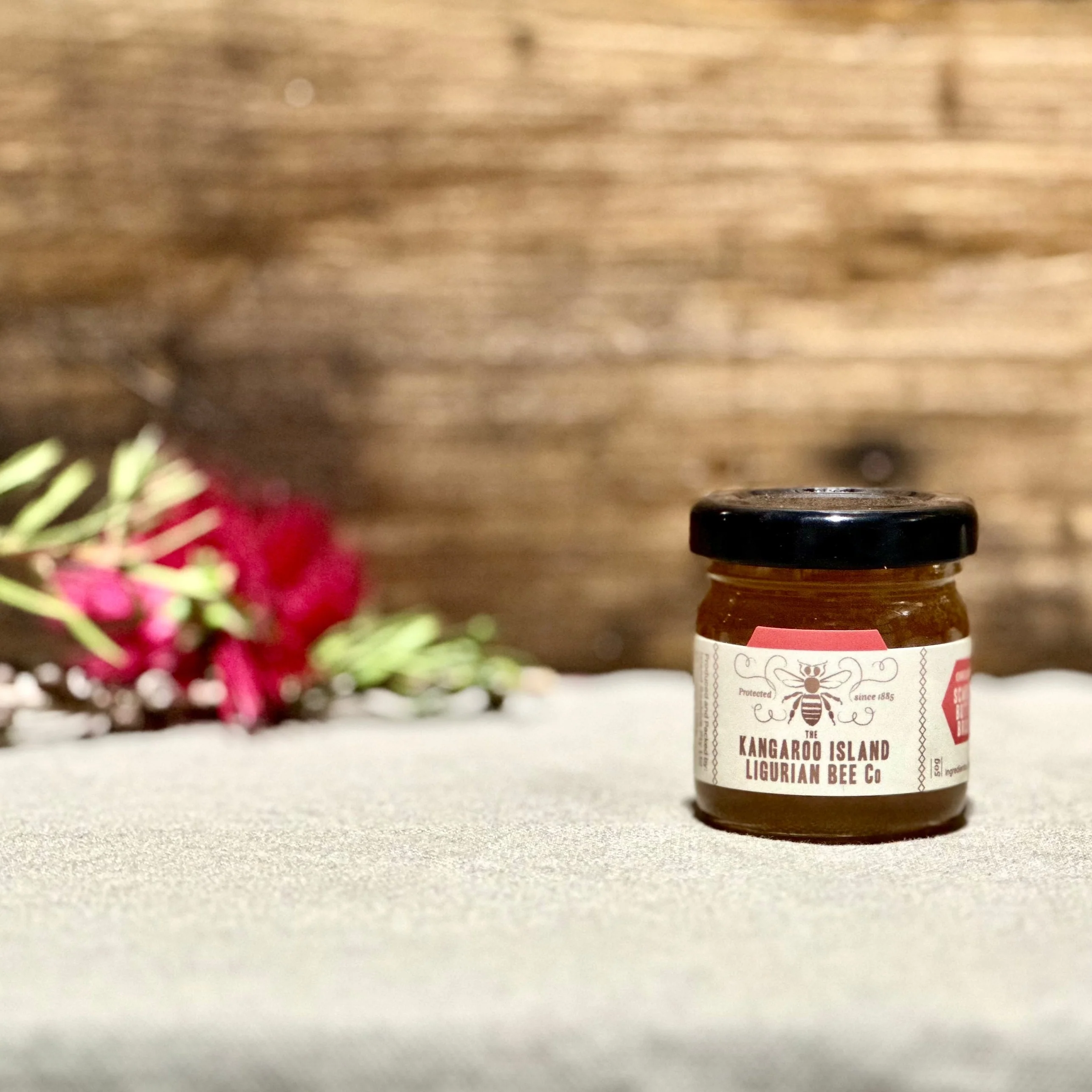 LIMITED EDITION: Scarlet Bottlebrush - Organic - Image 3